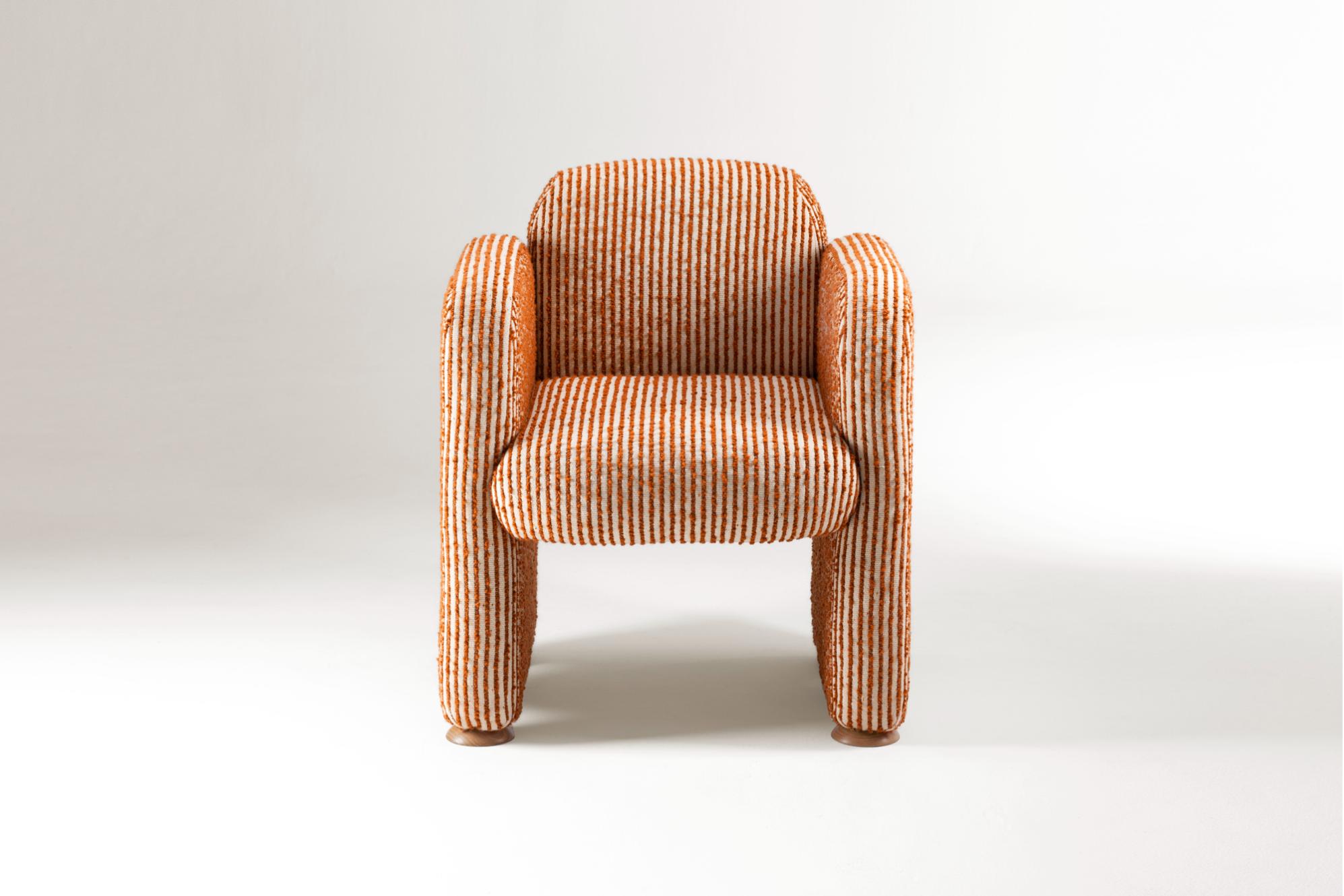 Cindy Modern Tufted Chair