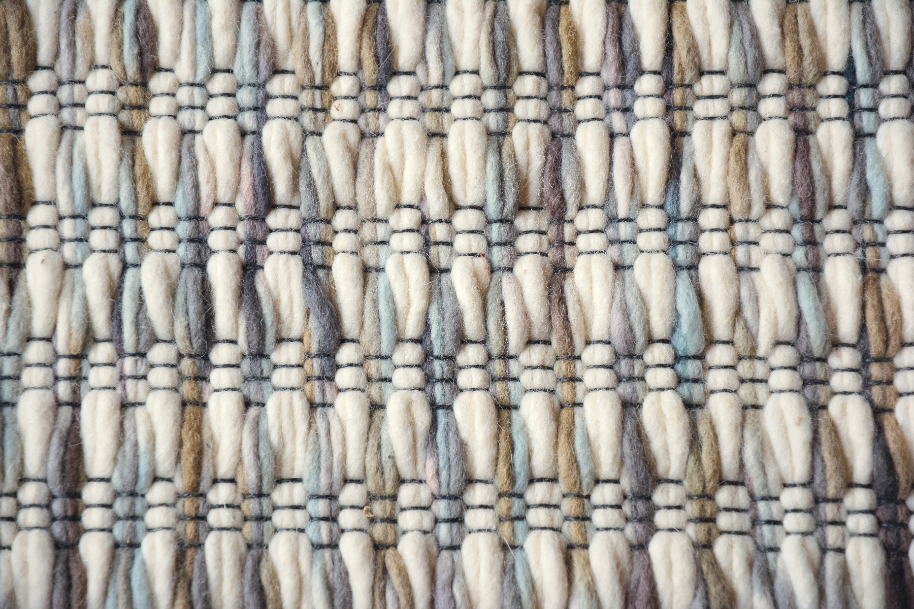 Grain Rug | Size: 140 × 200 cm