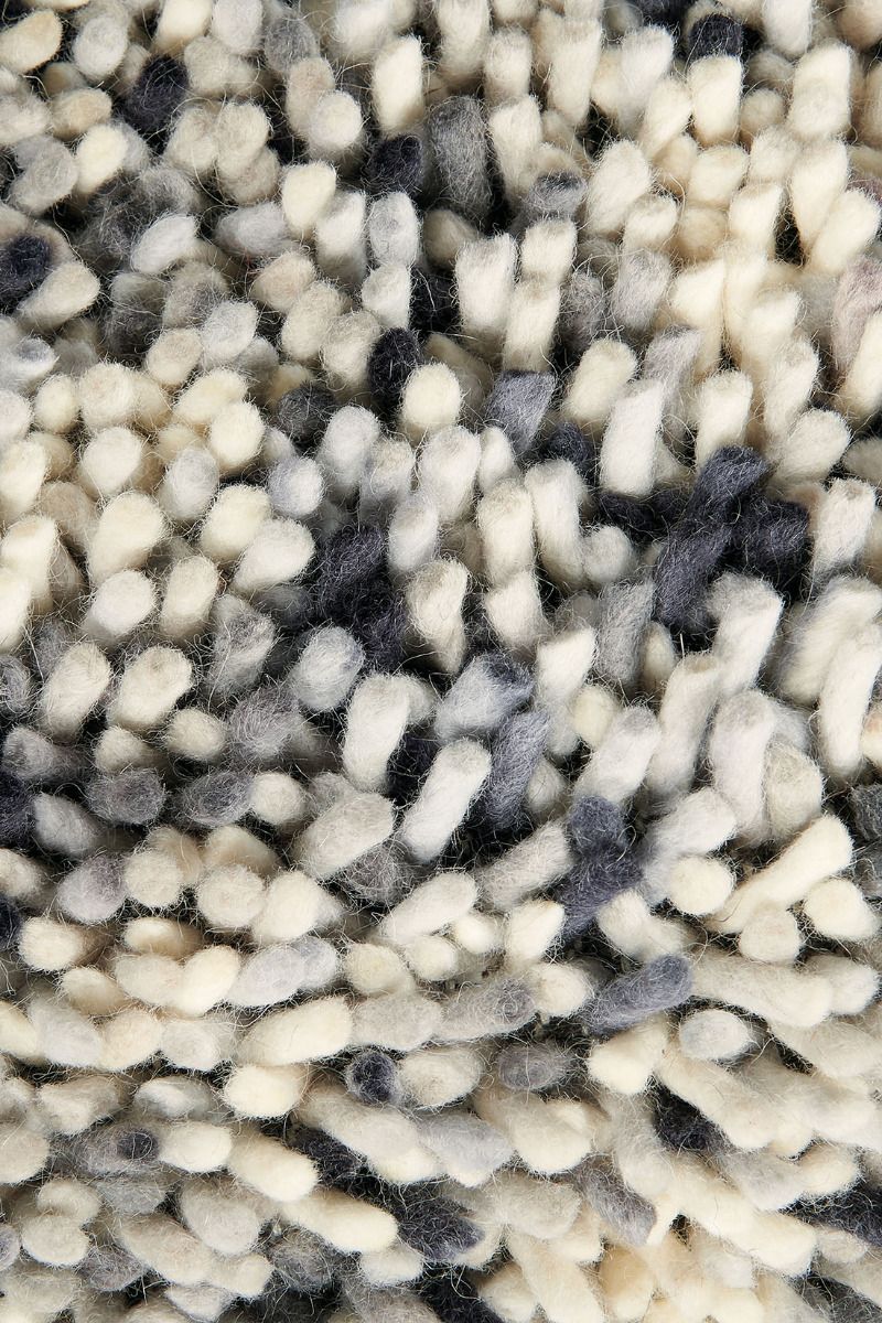Dots Rug | Size: 200 × 300 cm