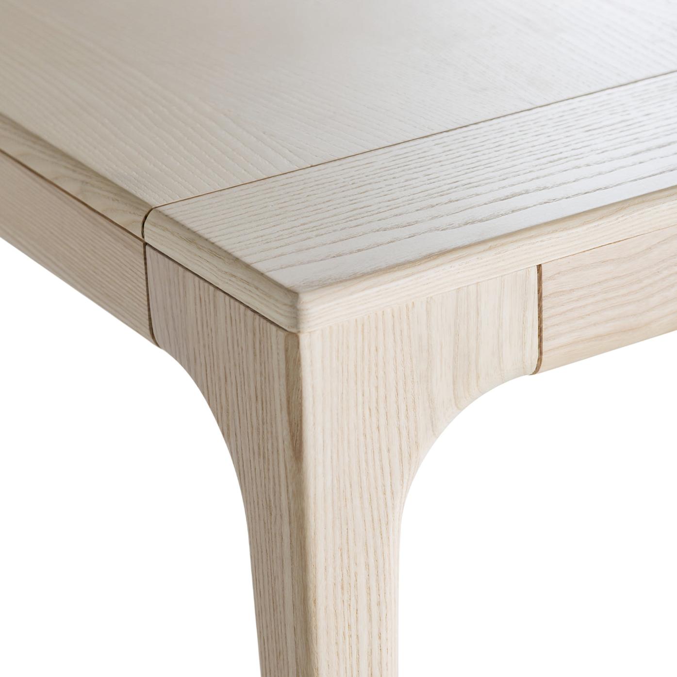 Fashion Extendable Table