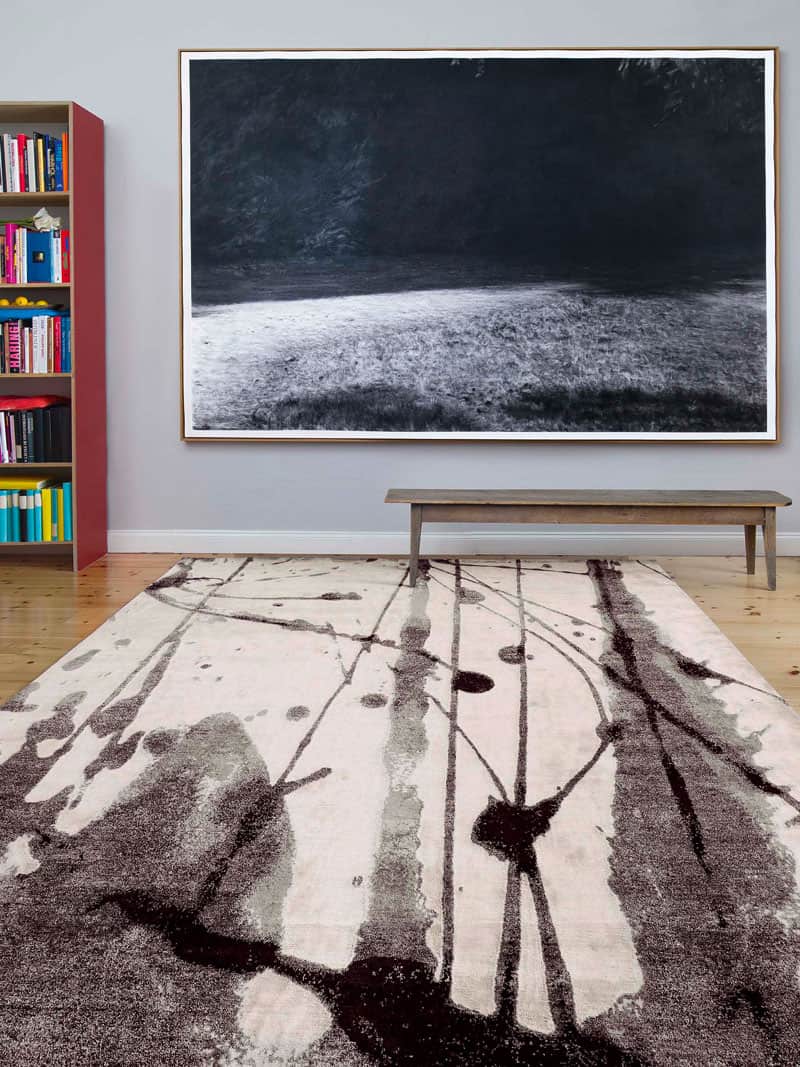 سجادة «أسود وأبيض» يدوية الصنع | المقاس: 170 × 240 cm