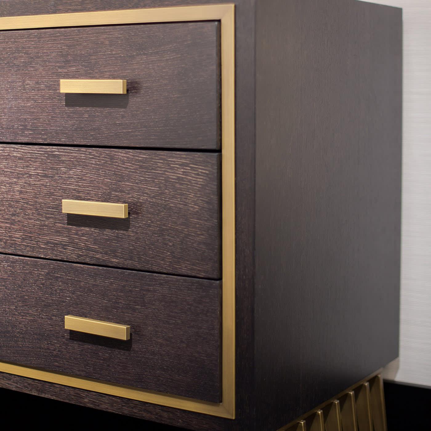 Hamptons Metal Dresser