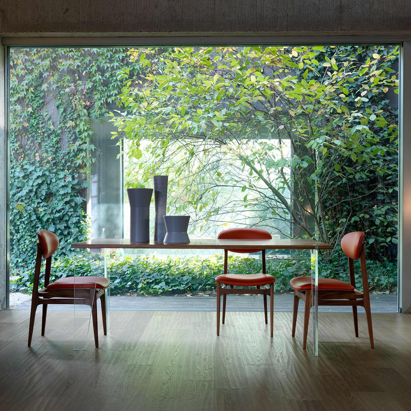 Sospeso Dining Table
