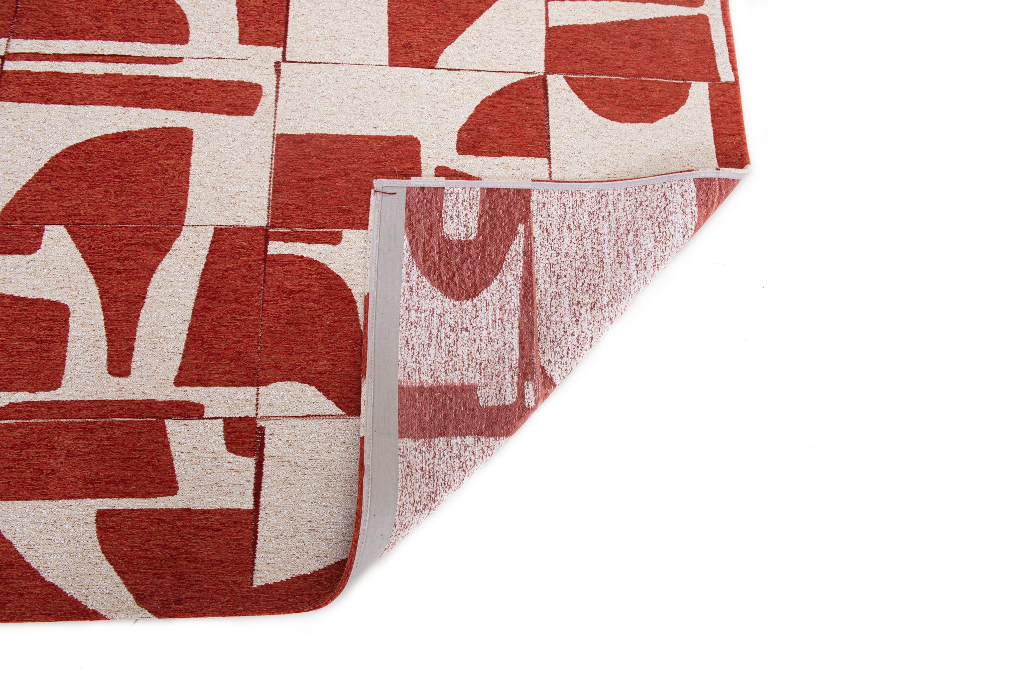 Rust Rug | Size: 240 × 340 cm