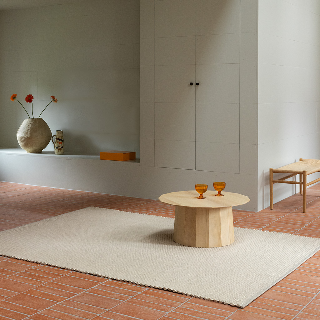 Frame Natural Rug | Size: 200 × 300 cm