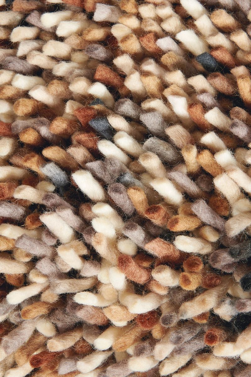Dots Rug | Size: 200 × 300 cm