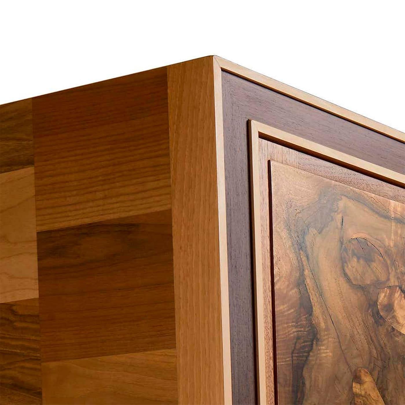 Quadra Italian Sideboard | Configuration: 3-Doors