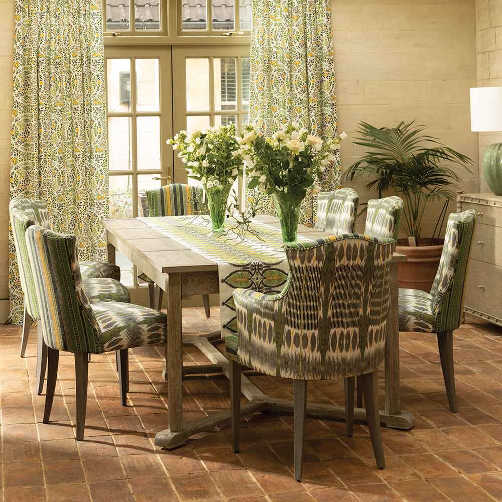 Hawford Dining Table
