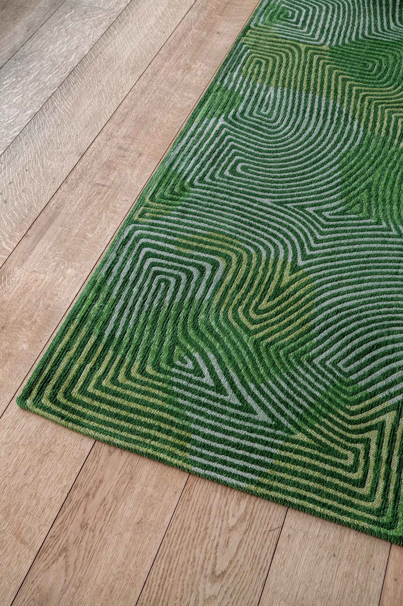 Coral Tropical Green Rug | Size: 280 × 390 cm