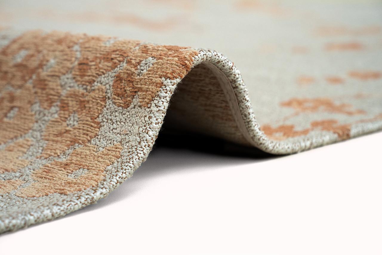 Petal Dew Rug | Size: 170 × 240 cm