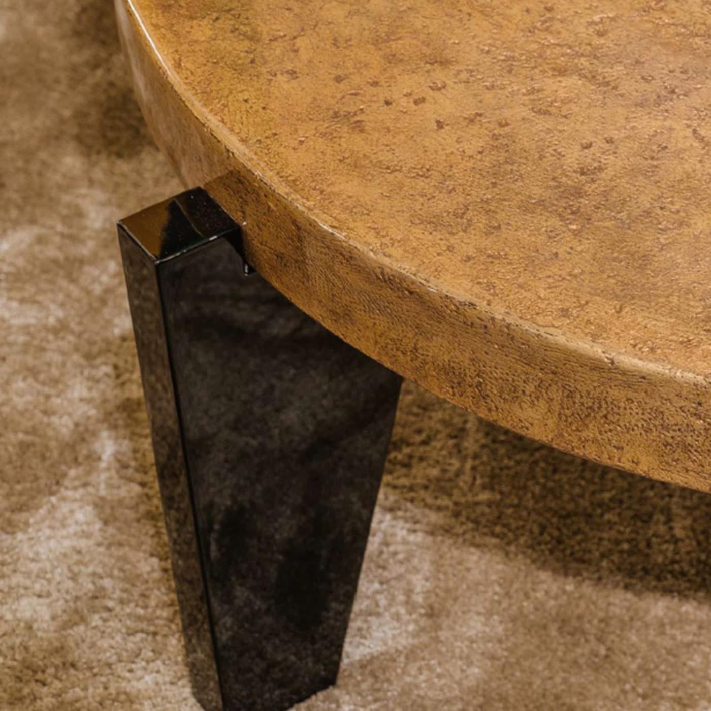 Ridge Coffee/Side Table | Dimensions: Ø 90 cm