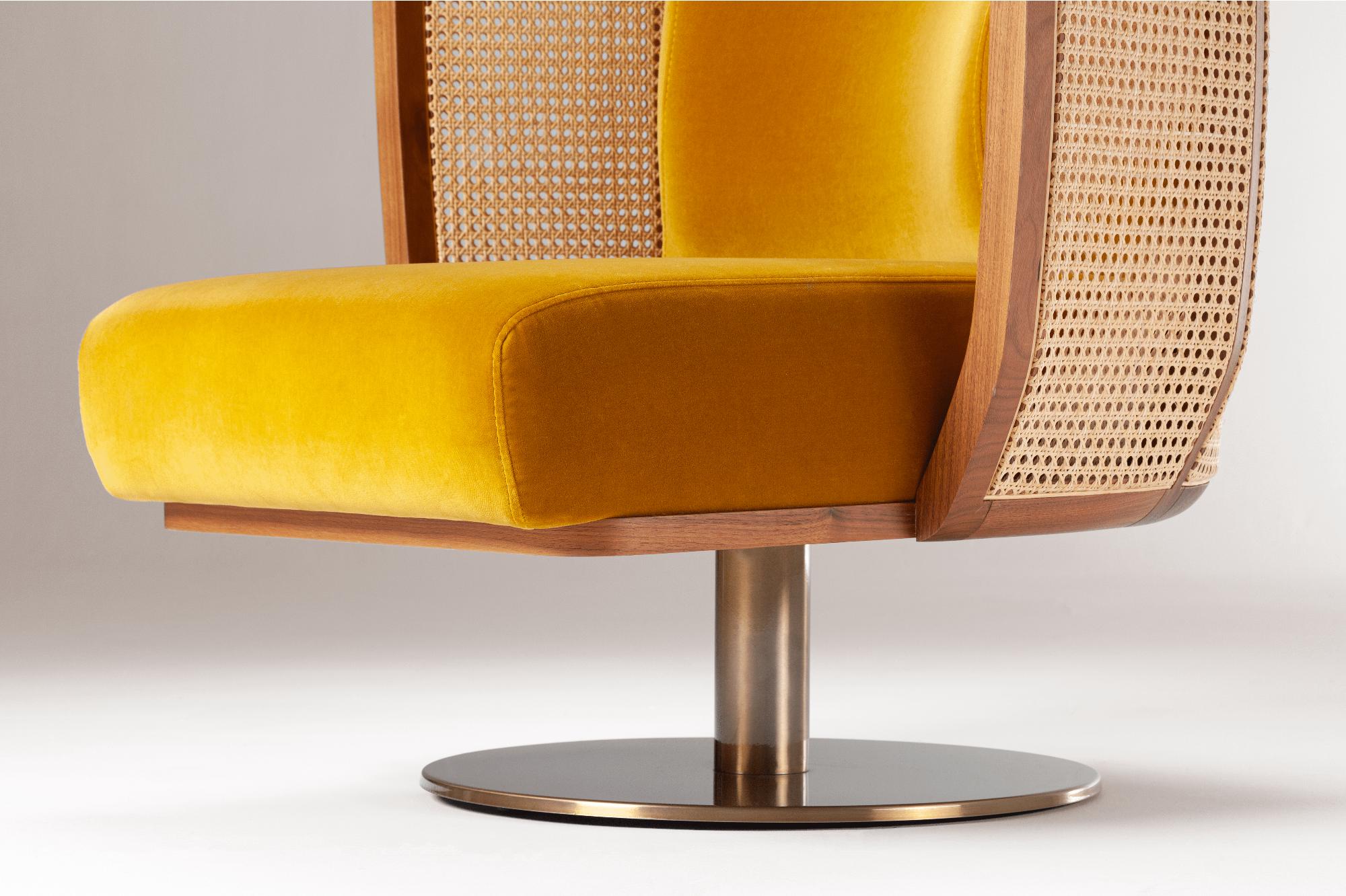 Egoísta Yellow Armchair