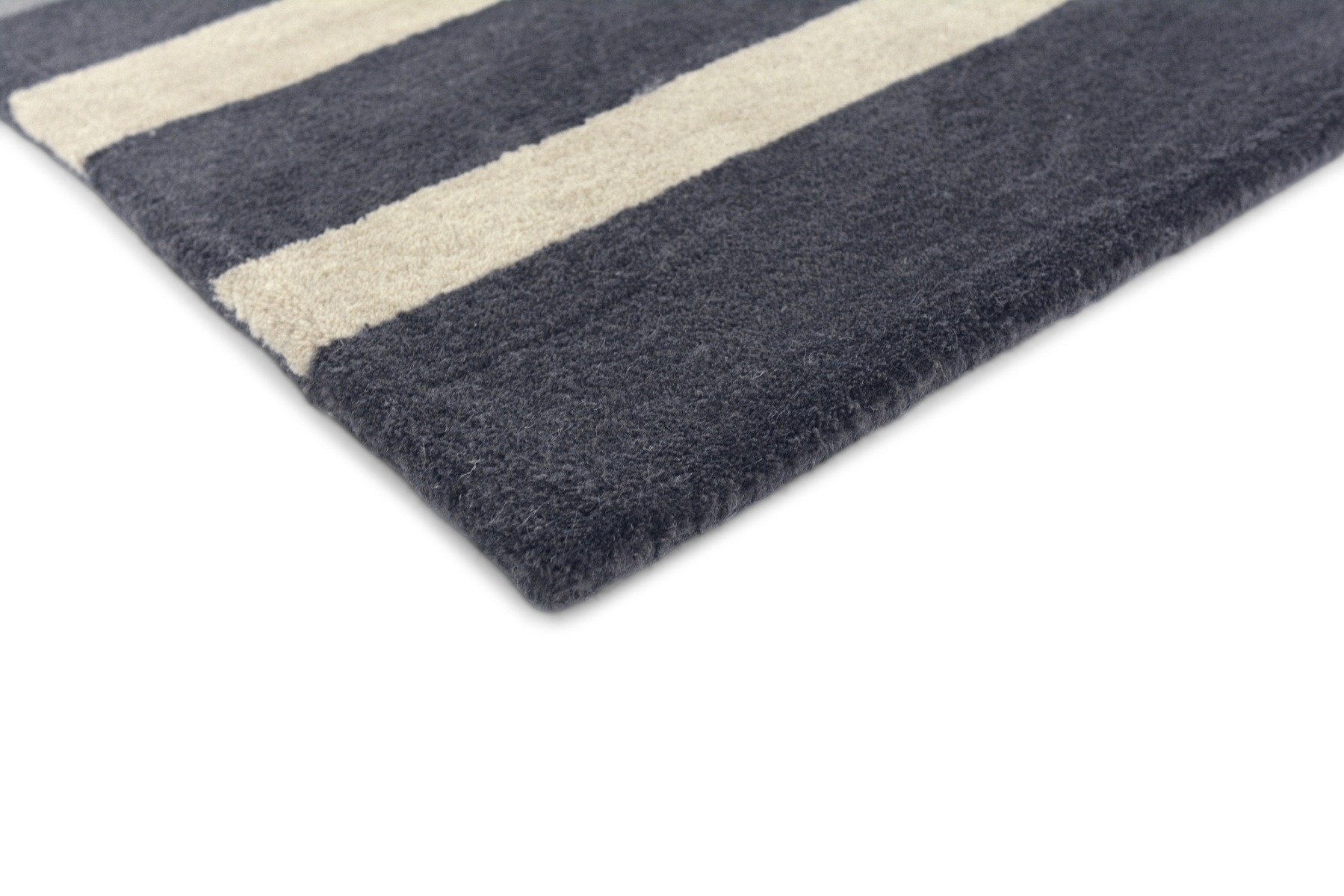 Rosita Rug | Size: 250 × 350 cm