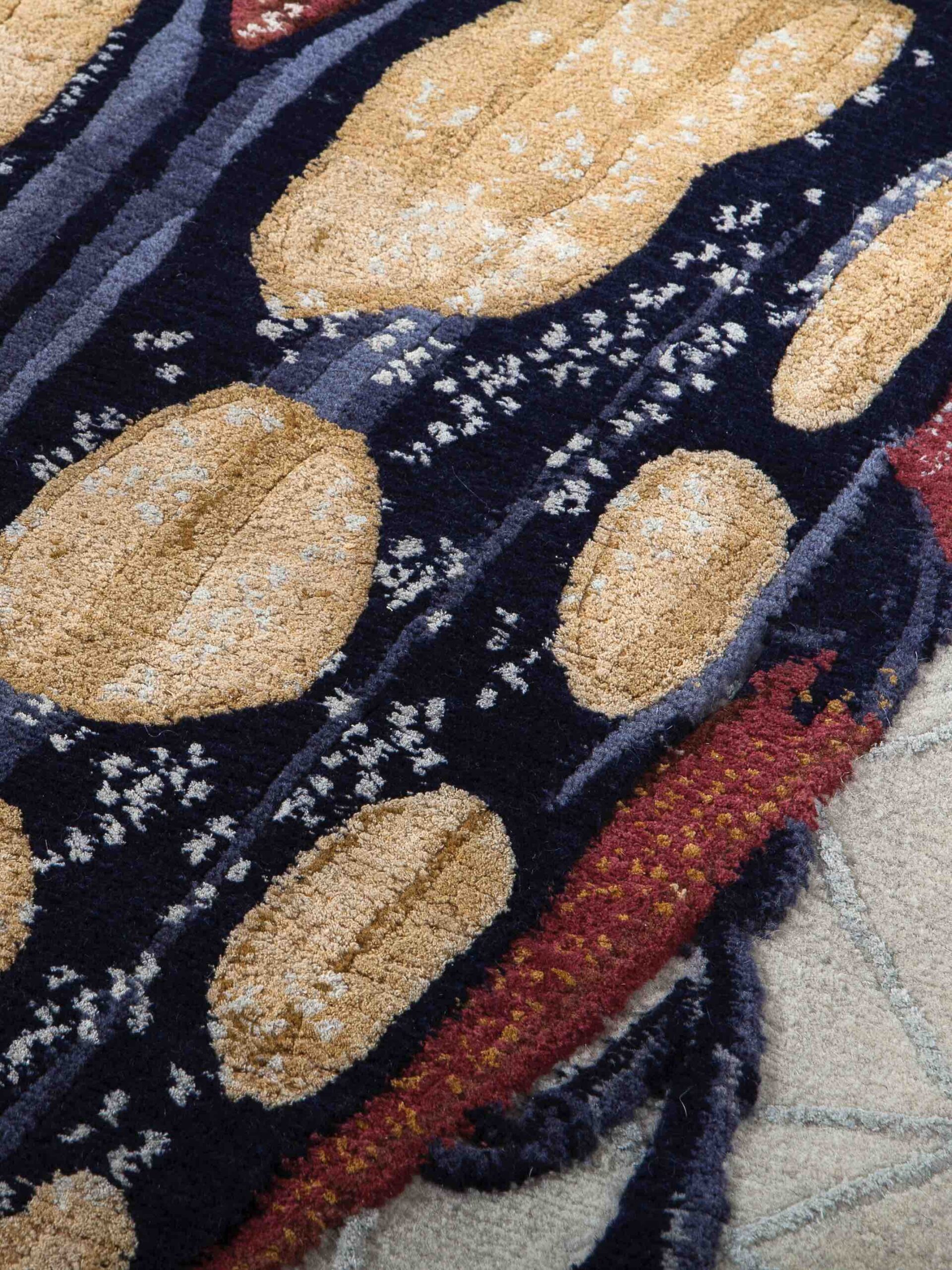 Amaurodes Round Rug