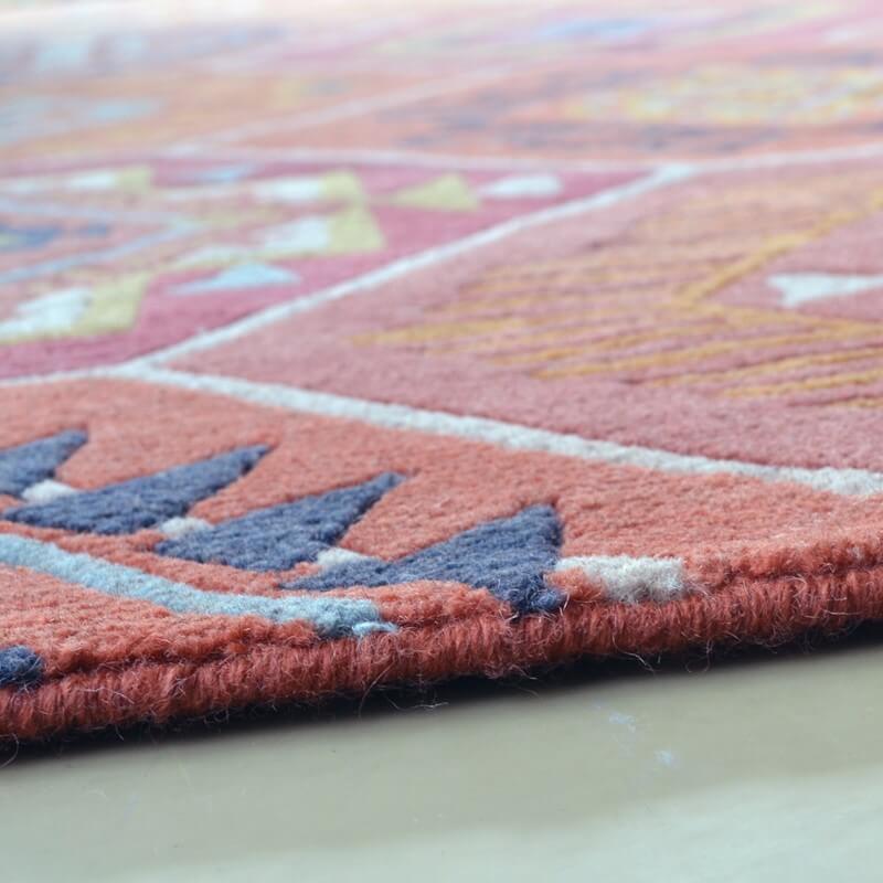 سجادة «يارا نوماد» | المقاس: 170 × 240 cm سجادة «يارا نوماد» | المقاس: 170 × 240 cm