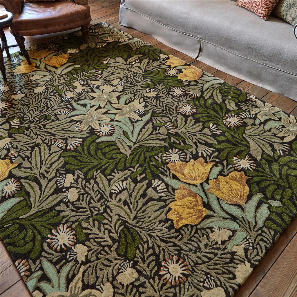 Bower Twining Vine Rug | Size: 250 × 350 cm