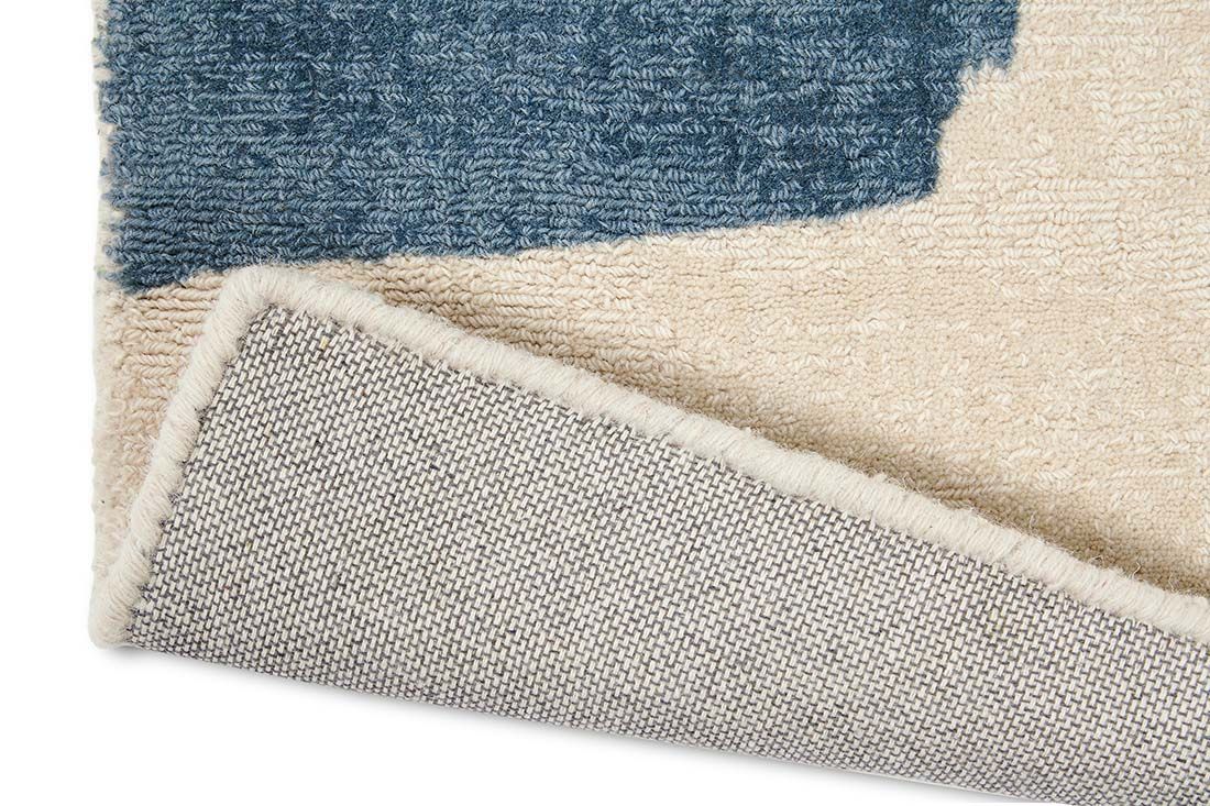 Composition Rug | Size: 250 × 350 cm