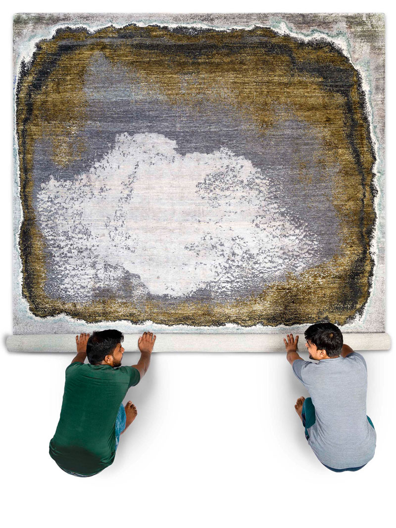 Green Rust Rug | Size: 140 × 210 cm