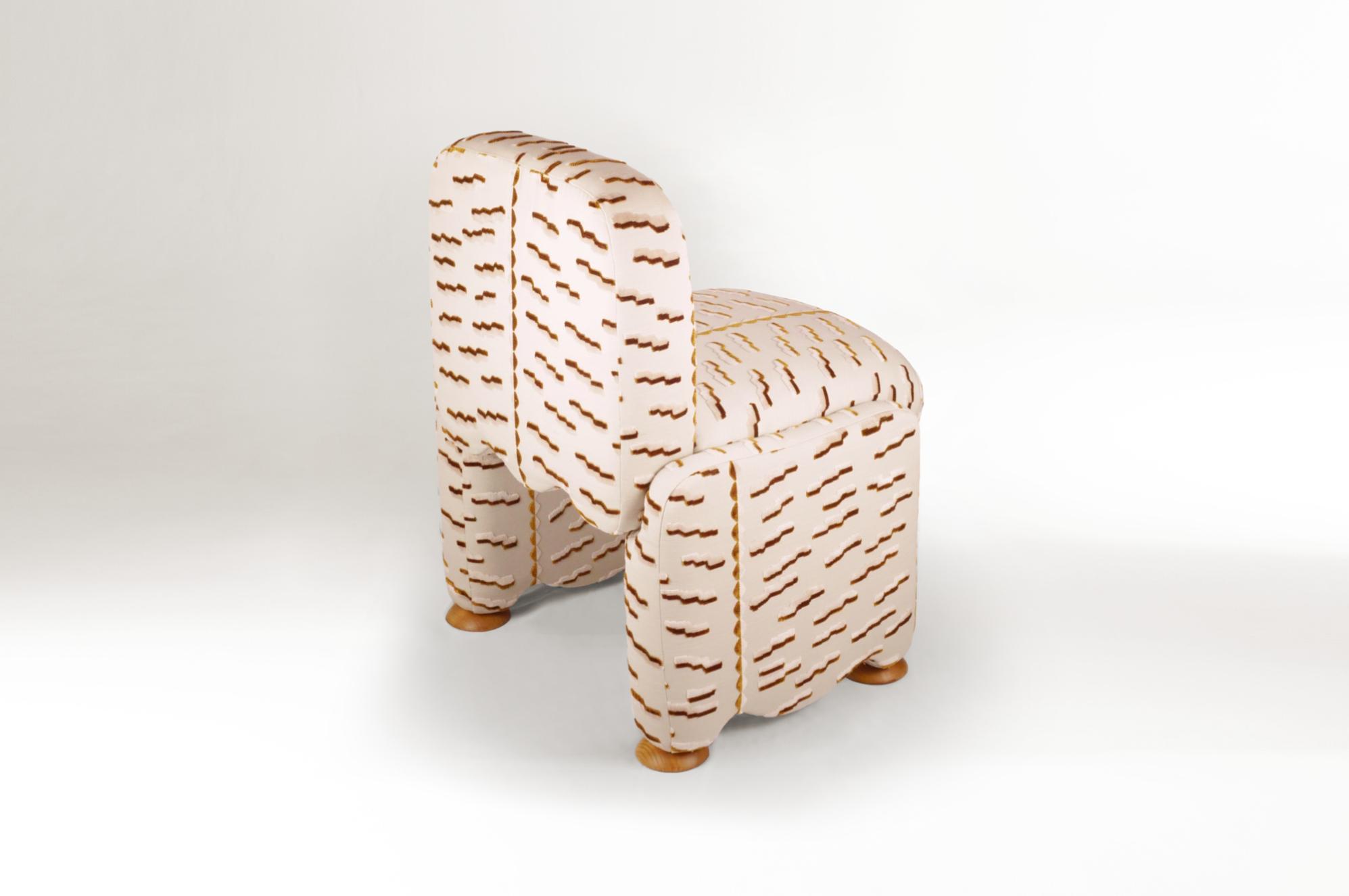 Cindy Modern Tufted Chair