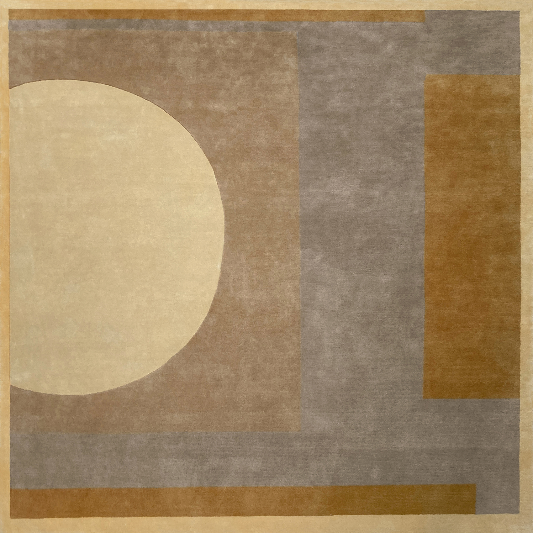 Gong Rug | Size: 400 × 400 cm