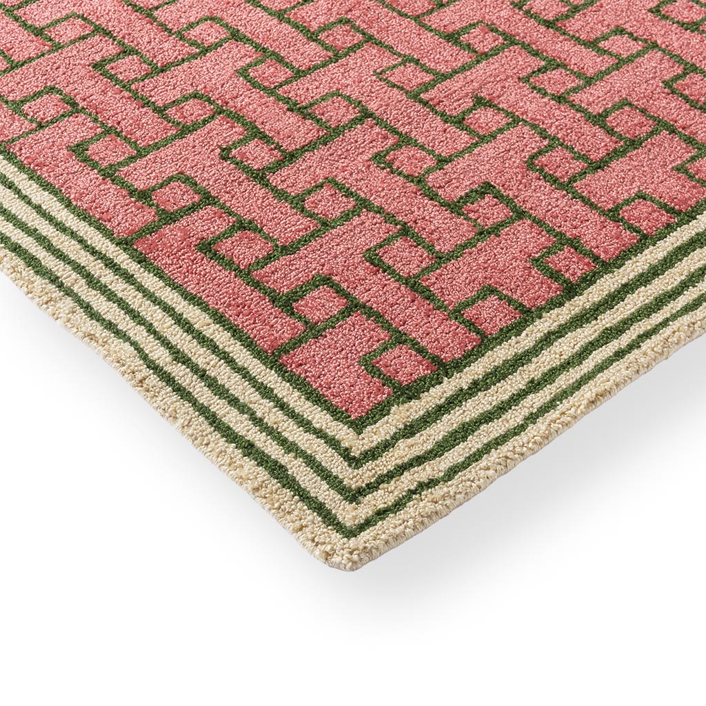 سجادة خارجية «مونوغرام» وردي | المقاس: 160 × 230 cm