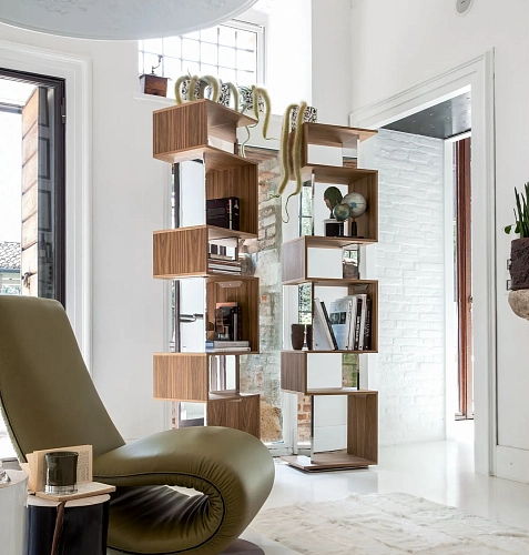 Osuna Modern Bookcase