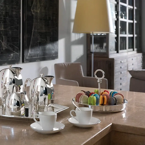 Classic Macarons Tray