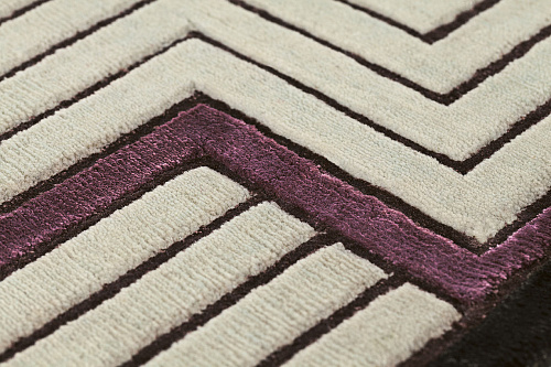 سجادة بيج بإطار