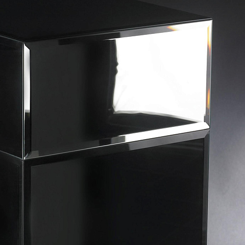 Mirrored Italian Column