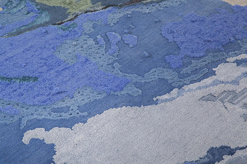 سجادة «بلو إكسكلوسيف»